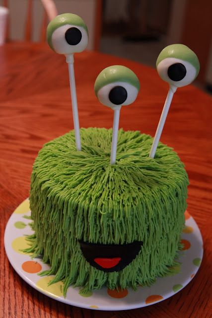 alien cake the cake box Monster Smash Cakes, Alien Cake, Monster Birthday Cakes, Smash Cake First Birthday, Monster 1st Birthdays, Monster Birthday Parties, Monster Cake, Monster Birthday, Cake Box