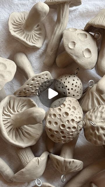 Unique Ceramic Lamp, Ceramic Pottery Vase Unique, Mushrooms From Clay, Ceramic Wind Chimes Diy, Mushroom From Clay, Acorn Mushroom Crafts, Pottery Mushrooms Handmade, Decorating With Mushrooms, Painted Wooden Mushrooms Ideas