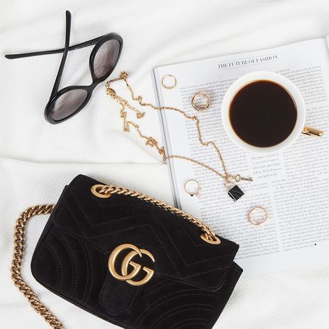 Purse Flatlay Photography, Handbag Flatlay Photography, Flatlay Bag Photography, Bags Flatlay, Product Photography Bags, Bag Flatlay, Jewelry Flatlay, Shooting Bags, Bag Picture