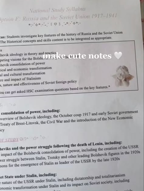 Blair Waldorf Studying, Validation Aesthetic, Academic Validation Aesthetic, Study Cozy, Year Of Rest And Relaxation, Gilmore Aesthetic, Historical Concepts, Pink Academia, Studying Tips