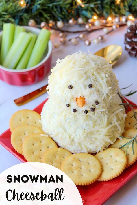 This Snowman Cheeseball is the perfect Christmas appetizer to serve at all your holiday get together and parties this year. It is super simple to make and is a huge hit among kids and adults! Snowman Cheeseball, Christmas Appetizer, Cheese Ball Recipes, Christmas Food Dinner, Trending Recipes, The Perfect Christmas, Christmas Cooking, Christmas Appetizers, Food Trends