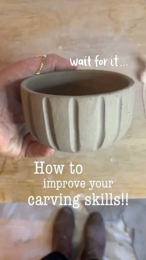 ••• Do you want to improve your carving technique⁉️ I definitely wanted to 💯 So I set out to find out, how I could get a more uniform… | Instagram Carving In Pottery, Clay Carving Ideas, Carved Pottery Mugs, Carving Pottery Ideas, Carved Pottery Ideas, Glaze Techniques Ceramics, Pottery Glazing Techniques, Recycling Clay, Pottery Carving Ideas