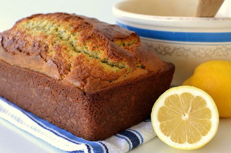 Lemon Poppy Seed Quick Bread Kiwi Fruit Recipes, Limoncello Recipes, Kiwi Dessert, Seeds Bread, Bread Photo, Kiwi Recipes, Lemon Poppyseed Bread, Quick Bread Recipe, Lemon Poppy Seed