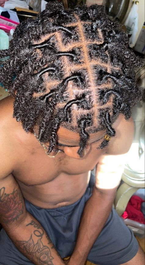 High Top Dreads, Dreadlocks Men, Short Locs, Cute Dreads, Dreadlock Hairstyles For Men, Short Locs Hairstyles, Black Men Hairstyles, Dreadlock Hairstyles, Afro Hair