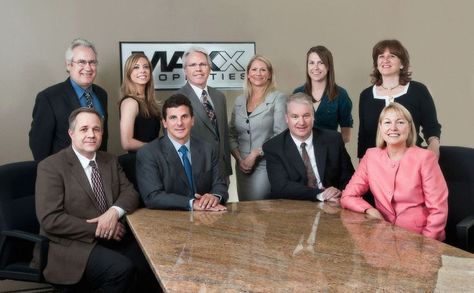 Professional Group Photos, Formal Portrait, Group Photo Poses, Group Picture Poses, Professional Group, Business Portrait Photography, Group Picture, Business Portrait, Group Pictures