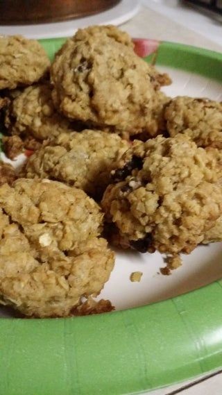 Leftover Packets of Instant Oatmeal Cookies!! - Instructables Honey Shortbread, Instant Oatmeal Recipes, Instant Oatmeal Cookies, Instant Oatmeal Packets, Quaker Instant Oatmeal, Quaker Oatmeal, Healthy Foods To Make, Healthy Diet Food, Oatmeal Packets