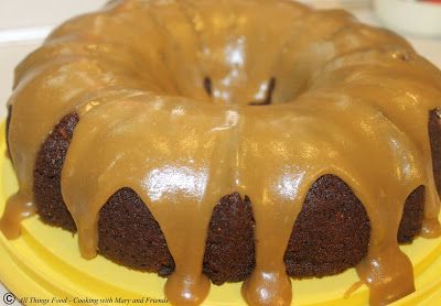 Cooking With Mary and Friends: Fresh Fig Spice Cake Milky Way Cake, Chocolate Espresso Cake, Espresso Cake, Fig Cake, Cake With Caramel, Spice Cake Recipes, Moist Pumpkin Bread, Chocolate Bundt, Sweet Potato And Apple