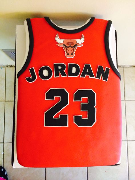 JORDAN JERSEY CAKE Jersey Cake Ideas, Basketball Jersey Cake, Michael Jordan Cake, Jordan Cake, Basketball Theme Birthday, Jersey Cake, Cake Topper Printable, Basketball Theme Party, Basketball Floor