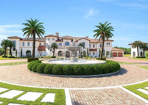 Water Fountain Design, Hacienda Homes, House Interior Design Styles, Fountain Design, Dream Mansion, Model House Plan, Long Drive, Modern Mansion, Mediterranean Garden