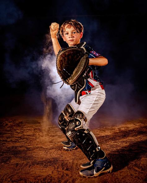 Baseball Catcher Poses, Baseball Catcher Pictures, Baseball Photography Action, Baseball Photoshoot Ideas, Baseball Portraits, Baseball Photoshoot, Baseball Poses, Sports Portraits, Baseball Photography