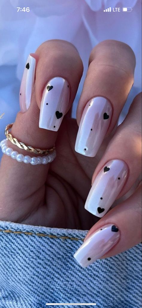 Milky Nails, Fancy Nails Designs, Her Nails, Makijaż Smokey Eye, Acrylic Nails Coffin Short, Manicure Y Pedicure, Dream Nails, Fancy Nails, Chic Nails