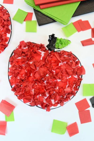 September Printables Free, Apple Crafts, Paper Apple, Fruit Crafts, Apple Preschool, Apple Activities, Apple Craft, Toddler Arts And Crafts, Apple Theme