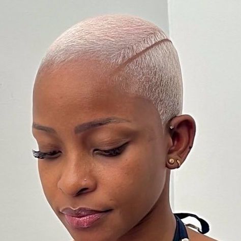 Brown Baldie on Instagram: "#brownbaldie #blackbaldchick #blackbaldwomen #baldwomen #shorthair #pixiecut #buzzcut #womenbuzzcut #naturalhair #alopecia #brownbaldies #baldladies #baldlady #thebigchop #bigchop #beautifulandbald #baldandsexy #fade #haircut #bald #blackgirlmagic #curlyhair #naturalhair #naturalhairstyles #blackbaldchick #blackbaldbeauties #baldgirl #baldbaddies #brownbaldiefitness #brownbaldiefit #jakinhibitors" Blonde Hair Fade, Ready Hairstyles, Tapered Fade, Faded Haircut, Fade Haircut Women, Blowout Hairstyles, Bald Hairstyles For Women, Short Platinum Blonde Hair, Taper Fade Curly Hair