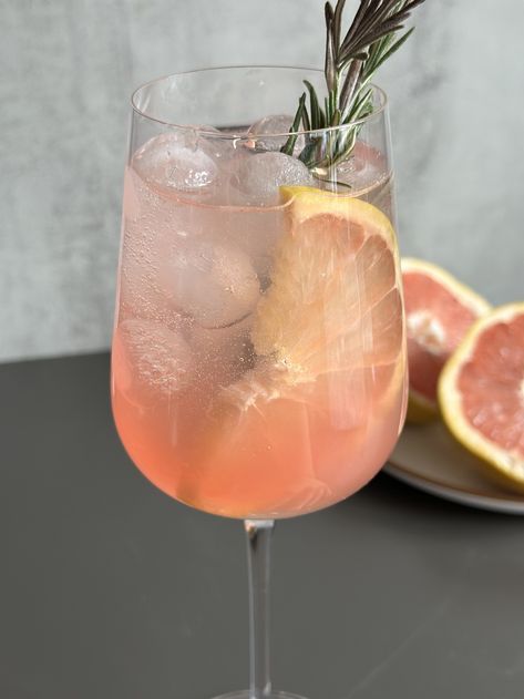 Grapefruit Rosemary Gin Fizz — Drinks with Danica Grapefruit Gin Fizz, Rosemary Gin Fizz, Grapefruit Mimosa, Fizz Drinks, Gin Fizz Cocktail, Gin And Prosecco, Grapefruit Bitters, Rosemary Syrup, Grapefruit Cocktail