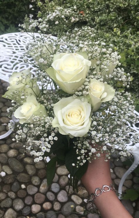 white roses and baby's breath, celebration mix Baby Breath And White Roses, Daisy Bouquet, Baby Breath, Baby S Breath, Rose Vase, Baby's Breath, Pretty Flowers, White Roses, Relatable Quotes