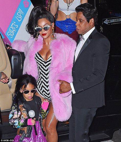 It's a family affair: She was accompanied by her husband Jay Z, or Ken as he was dressed on the night and their daughter Blue Ivy, four Barbie For Halloween, Jay Z Blue, Barbie And Ken Costume, Beyonce Birthday, Iconic Halloween Costumes, Barbie Halloween, Beyoncé Giselle Knowles-carter, Beyoncé Giselle Knowles, Bank Accounts