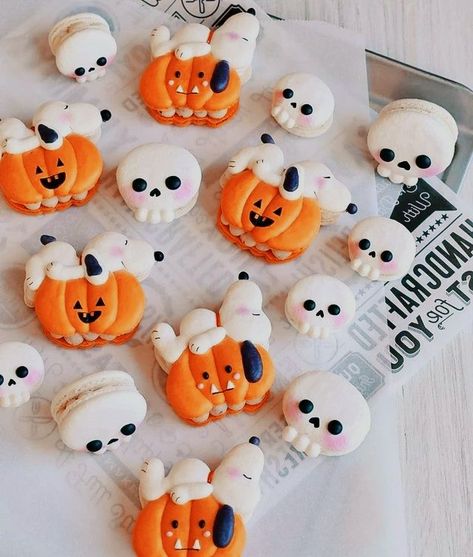 Halloween Macaroons, Halloween Macarons, Fall Filter, Pasteles Halloween, Chinese Candy, Ghost Cake, App Filter, Cupcake Cake Designs, Kawaii Cooking