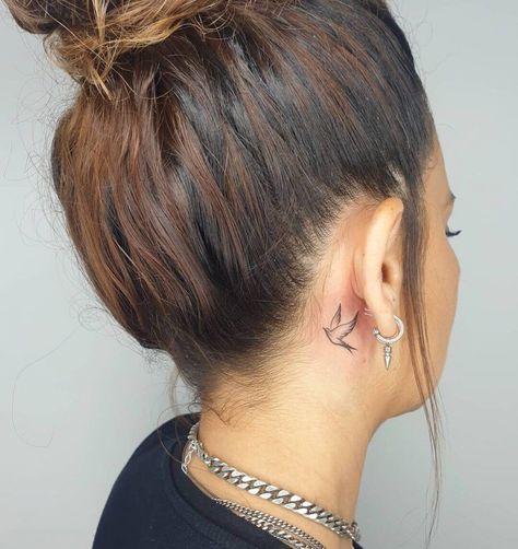 Bird Behind Ear Tattoo, Behind Ear Tattoo Ideas, Behind The Neck Tattoos, A Bird Tattoo, Word Neck Tattoos, Back Ear Tattoo, Tattoos Behind Ear, Bird Tattoo Neck, Little Bird Tattoos