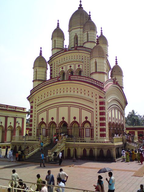 Dakshineswar Kali Temple: a revered seat of Hinduism near Kolkata Kalighat Kali Maa, Dakshineswar Temple, Dakshineswar Kali Temple, Dakshineswar Kali, Indigenous Architecture, Kali Mandir, Kali Temple, Radha Krishna Temple, Krishna Temple