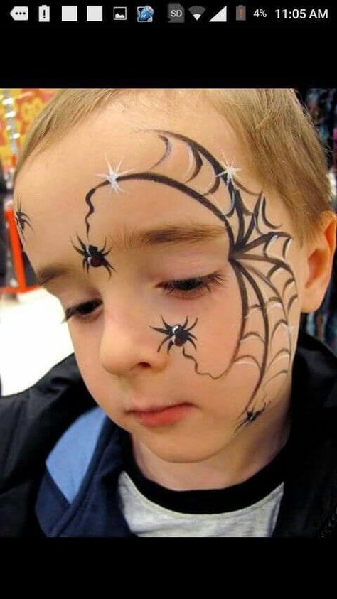 The Spider. Are you looking for a last-minute simple Halloween makeup for kids - boys and girls? We've got plenty of easy, cute, and adorably scary Halloween face painting ideas for you! Read on to know more! Kids Halloween Face, Spider Face Painting, Face Painting Halloween Kids, Easy Halloween Face Painting, Halloween Makeup For Kids, Maquillage Halloween Simple, Spider Makeup, Makeup Clown, Face Painting For Boys