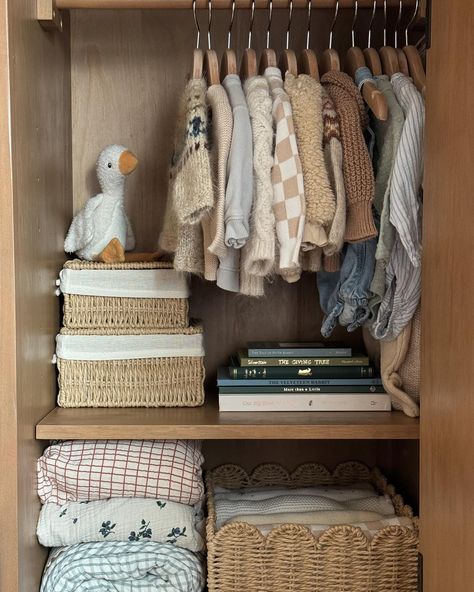 his corner 🧸✨🪿🧺 Nursery Aesthetic Boy, Vintage Cottagecore Nursery, Cottagecore Nursery Boy, Vintage Kids Room Boys, Baby Boy Nursery Vintage, Aesthetic Nursery Room, Thrifted Baby Clothes, Baby Storage Ideas, Baby Clothes Aesthetic