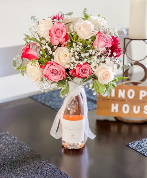 21st Birthday Flower Arrangements, Bouquet Of Flowers Mothers Day, Wine Floral Arrangements, Champagne Bottle Bouquet, Alcohol Flower Bouquet, Mother’s Day Floral Arrangements, Mother’s Day Bouquet, Wine Flower Bouquet, Mothers Day Bouquet Ideas