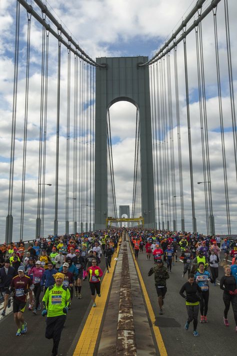 Nyc Marathon, Vision Board Images, Runners High, Dream Book, Motivation Board, Inspo Board, 2025 Vision, Running Motivation, Brooklyn Bridge