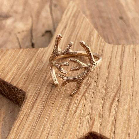 Stag Antler Adjustable Ring. Those who are drawn to the wild and to woodland creatures will be over the moon for this adjustable bronze antler ring.  Channel your inner Artemis - goddess of the hunt, mistress of animals & the moon, when you wear this stunning textured antler ring.  Artemis is almost always depicted as a young, wild & beautiful huntress, carrying bow & arrow and accompanied by a stags and hunting dogs.  She is strong, powerful, and ultra femme. While hunting dogs and stags may no Stag Jewelry, Deer Antler Crafts, Deer Antler Ring, Artemis Goddess, Deer Jewelry, Cowgirl Accessories, Reindeer Gifts, Stag Deer, Antler Ring