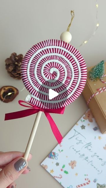 Ashfield Macramé | Vicky 👋 on Instagram: "These are so much fun to make! 🍭🥰

The video tutorial is available to purchase and download from my website.

And if you're in Ireland, you can come to one of our workshops this November and December and learn how to make it too!

Vicky xx

Download the tutorial from www.ashfieldmacrame.com (link in bio)
And, of course, you can also order the ready-made lollipops from the same website 🎄

#diy #makeyourown #macrame #macramesupplies #macramecord #irishbusiness #macramerainbow #irishbaby #buyirishonline #smallirishbusiness  #PersonalisedGiftsIreland #processreel #behindthescenes #workinprogress #handmade #howto #diykits #christmasinireland #perfectgift #christmasiscoming #doityourself #christmas2024" Macrame Lollipop Tutorial, Christmas In Ireland, Christmas Lollipops, Irish Baby, Macrame Supplies, Macrame Cord, Christmas Is Coming, Macrame Diy, Ready Made