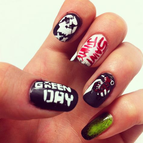 green day nails !!, nail art, band nails, punk Emo Acrylics, Emo Nail Art, Emo Nail, 1975 Art, Emo Nails, 5sos Nails, Nails Images, Music Nails, Rock Nails