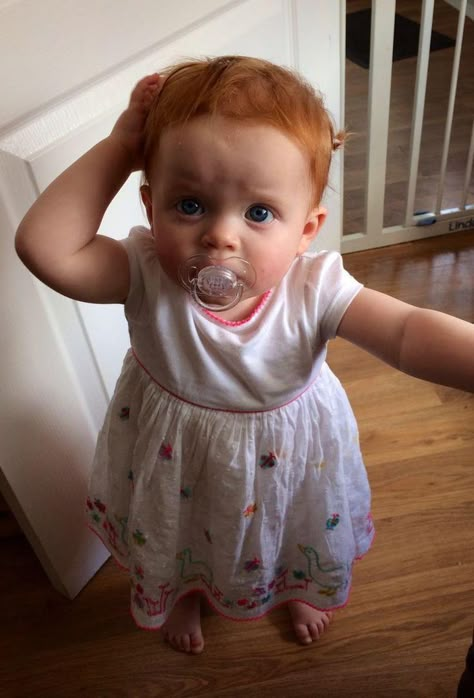 Redhead Baby Girl, Redhead Baby, Ginger Babies, Cute Ginger, Baby Tumblr, Ginger Girls, Madelaine Petsch, Summer Girl