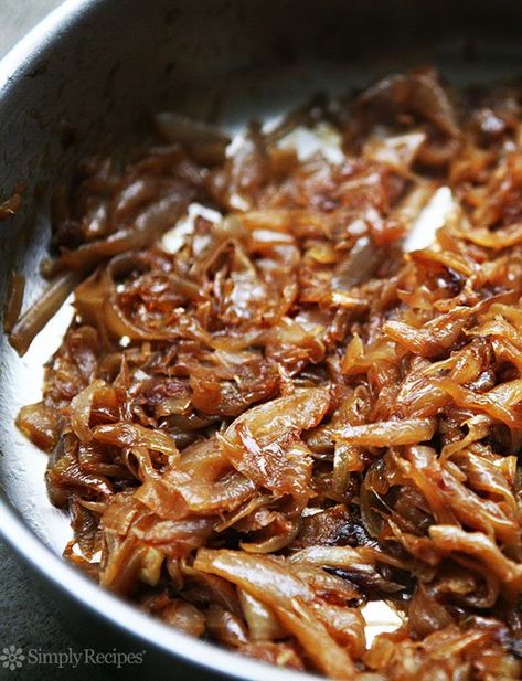 Caramelized Onions Recipe, Simply Food, Carmelized Onions, Plant Based Burgers, French Onion Dip, Tandoori Masala, Food Crush, Dash Diet, Onion Recipes