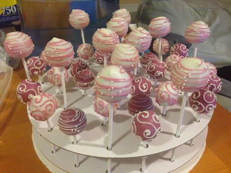 Mauve Pink Cake Pops! #cakepopsbyjensine #chocolatefudge #mauve #pink #cakepops #madewithlove Silver Cake Pops, Pink Cakepops, Pink Cake Pops, Silver Cake, Pink Cake, Mauve Pink, Chocolate Fudge, Cakepops, Cupcake Cookies