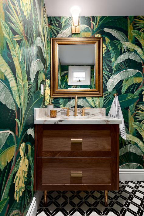 Vancouver Townhouse, Maximalist Bathroom, White Mosaic Tiles, Modern Townhouse, Townhouse Designs, Estilo Tropical, Art Deco Mirror, Unique Bathroom, North Vancouver