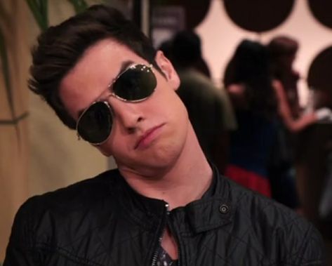 Logan Mitchell Icons, Logan Mitchell, Old Logan, Pretty Savage, Logan Henderson, Nickelodeon Shows, Barry Allen, Big Time Rush, Big Time