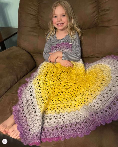 Heart Full of Love Blanket by Melu Crochet – Melu Crochet Wrapped In Love Crochet Blanket, Heart Shaped Crochet Blanket, Crochet Blanket With Hearts Free Pattern, Big Heart Crochet Pattern, Crochet Heart Afghan, Crochet Heart Blanket Free Pattern, Heart Crochet Blanket, Concentric Hearts, Heart Blanket Crochet Pattern