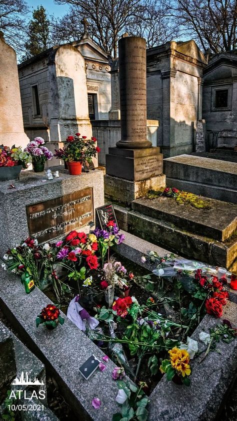 Père Lachaise Cemetery is the largest cemetery in Paris, France. With more than 3.5 million visitors annually, it is the most visited necropolis in the world. The Père Lachaise is located in the 20th arrondissement and was the first garden cemetery, as well as the first municipal cemetery in Paris. Wikipedia Burials: Jim Morrison, Ahmet Kaya, Frédéric Chopin, Victor Noir, Gabrielle Russier, Édith Piaf, Oscar Wilde, Gisèle Halimi, more Area: 45 ha Architect: Alexandre-Théodore Brongniart No. Jim Morrison Grave, Père Lachaise Cemetery, Welcome To Paris, Yves Montand, Pere Lachaise Cemetery, Famous Graves, Paris Wallpaper, Pantomime, Paris Images