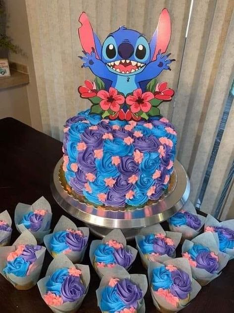 Stitch Cake And Cupcakes, Stitch Smash Cake 1st Birthdays, Stitch Party Ideas Girl, Lilo And Stitch Gender Reveal Cake, Lilo And Stitch Dessert Table, Stitch Number Cake, Stitch Bday Party, Stitch Cupcakes Ideas, Stitch Cupcake Cake