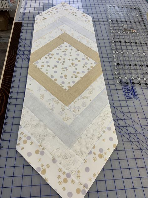 Saturday Sewing: Quilt as You Go Holiday Table Runner | Janome Life Quilting Round Table Runner, Quilt Table Runner Patterns Free, Table Runner Pattern Easy, Quilted Table Runners Patterns Free, Free Table Runner Quilt Patterns, Christmas Table Runner Pattern, Quilted Table Runners Christmas, Table Runner Tutorial, Table Topper Patterns