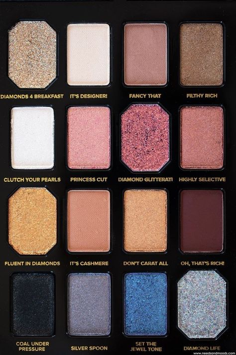 Too Faced Palette, Diy Body Scrub Recipes, Diy Body Scrub, Fancy Makeup, Stage Makeup, Eyeshadow Pallets, Silver Spoon, Makeup Palette, Creative Makeup