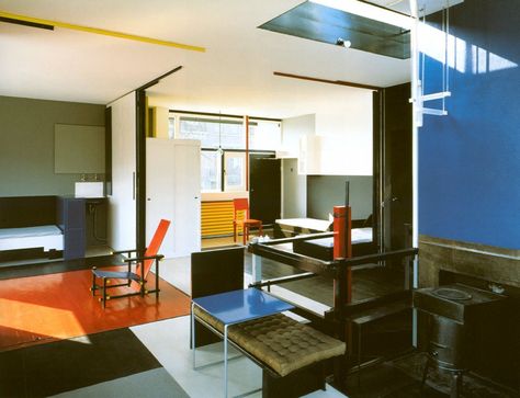 The Schröder House in Utrecht, Gerrit Rietveld's architectural equivalent of a Mondrian canvas Rietveld Schroder House, Schroder House, Gerrit Rietveld, Dutch Furniture, Style Deco, Piet Mondrian, Furniture Designer, Modern Forms, Utrecht