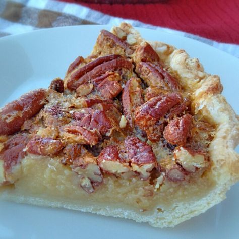 Amish Pecan Pie Recipe, Creamy Pecan Pie Recipe, Creamy Pecan Pie, Butter Cream Pie Recipe, Millionaire Pie, Flaky Pie Crust Recipe, Rolls Homemade, Homemade White Bread, Pumpkin Custard