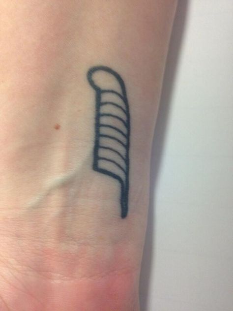 Maat Feather Tattoo, Ma'at Tattoo, Truth Tattoo, Egyptian Tattoos, Tat Inspiration, The Kane Chronicles, Dorothy Wizard Of Oz, African Tattoo, Egypt Tattoo