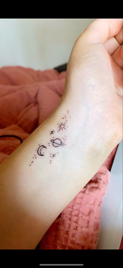 Taylor Swift Stars Tattoo, Taylor Swift Tattoo Seven, 5sos Small Tattoos, Taylor Swift Henna, Space Song Tattoo, Galaxy Line Tattoo, To The Moon And To Saturn Tattoo, 5sos Outer Space Tattoo, Moon And To Saturn Tattoo