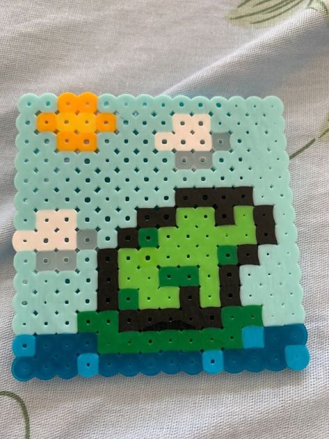 Perler Bead Airpod Case, Perler Bead Patterns Frogs, Pearler Bead Aesthetic, Frog Perler Bead Pattern Cute, Perler Beads Big Designs, Aesthetic Perler Bead Designs, Aesthetic Perler Bead Patterns, Pearler Bead Patterns Easy Cute, Turtle Perler Beads