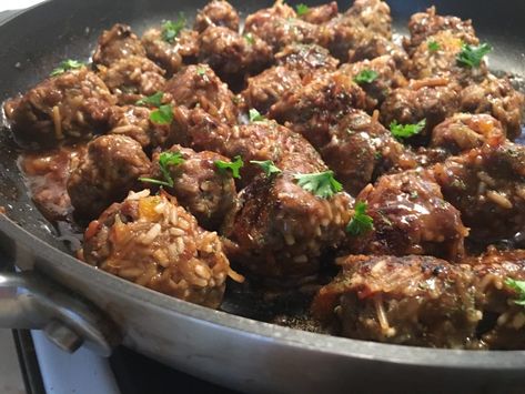 Porcupine Meatballs With Gravy - Taste and Review Porkypine Meatballs, Meatballs In Gravy, Gravy Meatballs, Meatballs With Gravy, Meatballs Beef, Porcupine Meatballs Recipe, Porcupine Meatballs, Meatballs And Gravy, Hamburger Dishes