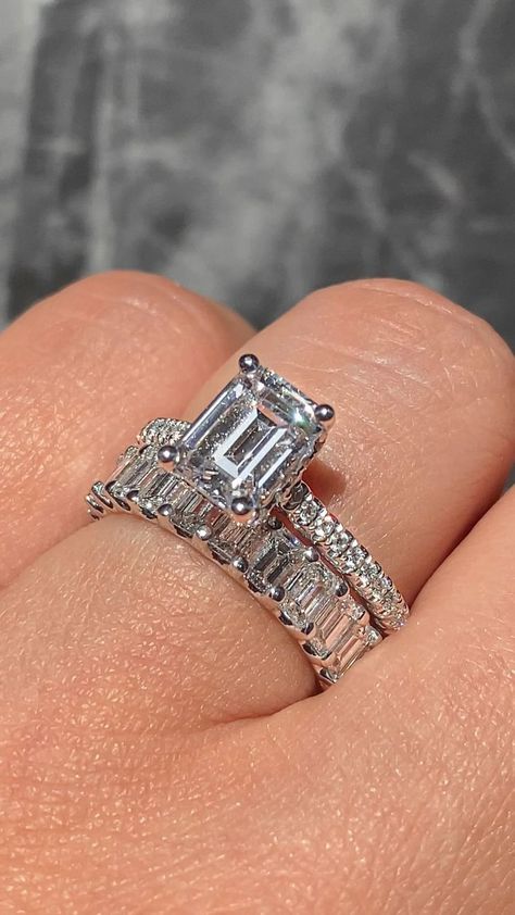 Emerald Diamond Wedding Set, Emerald Wedding Sets Rings, Emerald Cut Diamond Wedding Band, Wedding Bands For Women Emerald Cut, Emerald Ring Stack Wedding Bands, Emerald Cut Stacked Wedding Rings, Emerald Cut Wedding Band Set, Wedding Bands With Emerald Engagement, Emerald Engagement Ring Stack