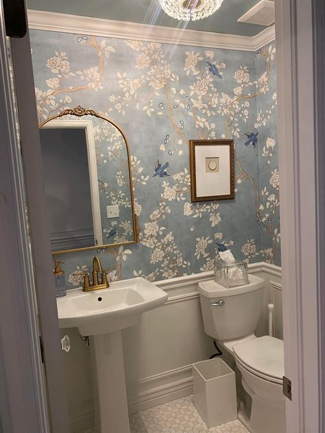 Grandmillenial Bathroom, Chinoiserie Bathroom Decor, Chinoiserie Bathroom, Coastal Bathroom Ideas, Grand Millennial Decor, Powder Bathroom, Trash Can With Lid, Diy Bathroom Makeover, Coastal Bathroom