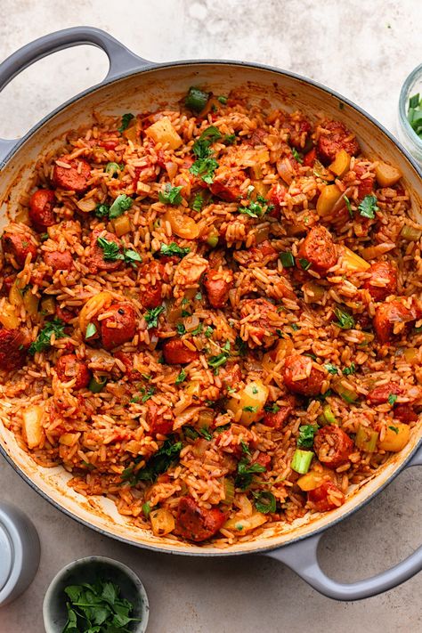 Vegan Cajun Risotto, Jambalaya Vegetarian, Jambalaya Vegan, African Vegan Recipes, Vegan Rice Recipes, Vegetarian Jambalaya, Mixed Bean Salad, Jambalaya Rice, Vegetarian Rice Recipes