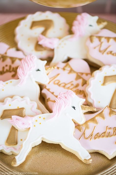 First Birthday Horse Theme, Horse Theme Birthday Party Girl, Horse Birthday Party Ideas Girl, Home Decor Cricut, Horse Theme Birthday Party, Monogram Cookies, Horse Cookies, Horse Birthday Parties, Themed First Birthday